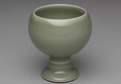 图片[3]-Stem cup with green glaze, Qing dynasty (1644-1911)-China Archive